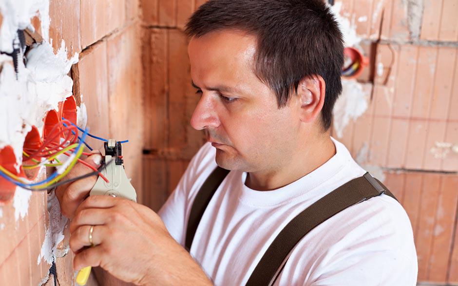 activité électricien Houilles